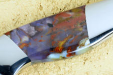 Majestic Agate with reflector has some glare from reflective surface, but shows beautiful variety of colors and patterns Majestic Agate with reflector has some glare from reflective surface, but shows beautiful variety of colors and patterns