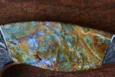 Plasma agate has tremendous intricacy, detail and solid nature Plasma agate has tremendous intricacy, detail and solid nature